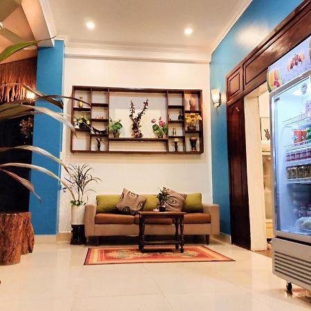 Bed & Bedzzz Hostel Siem Reap Bagian luar foto