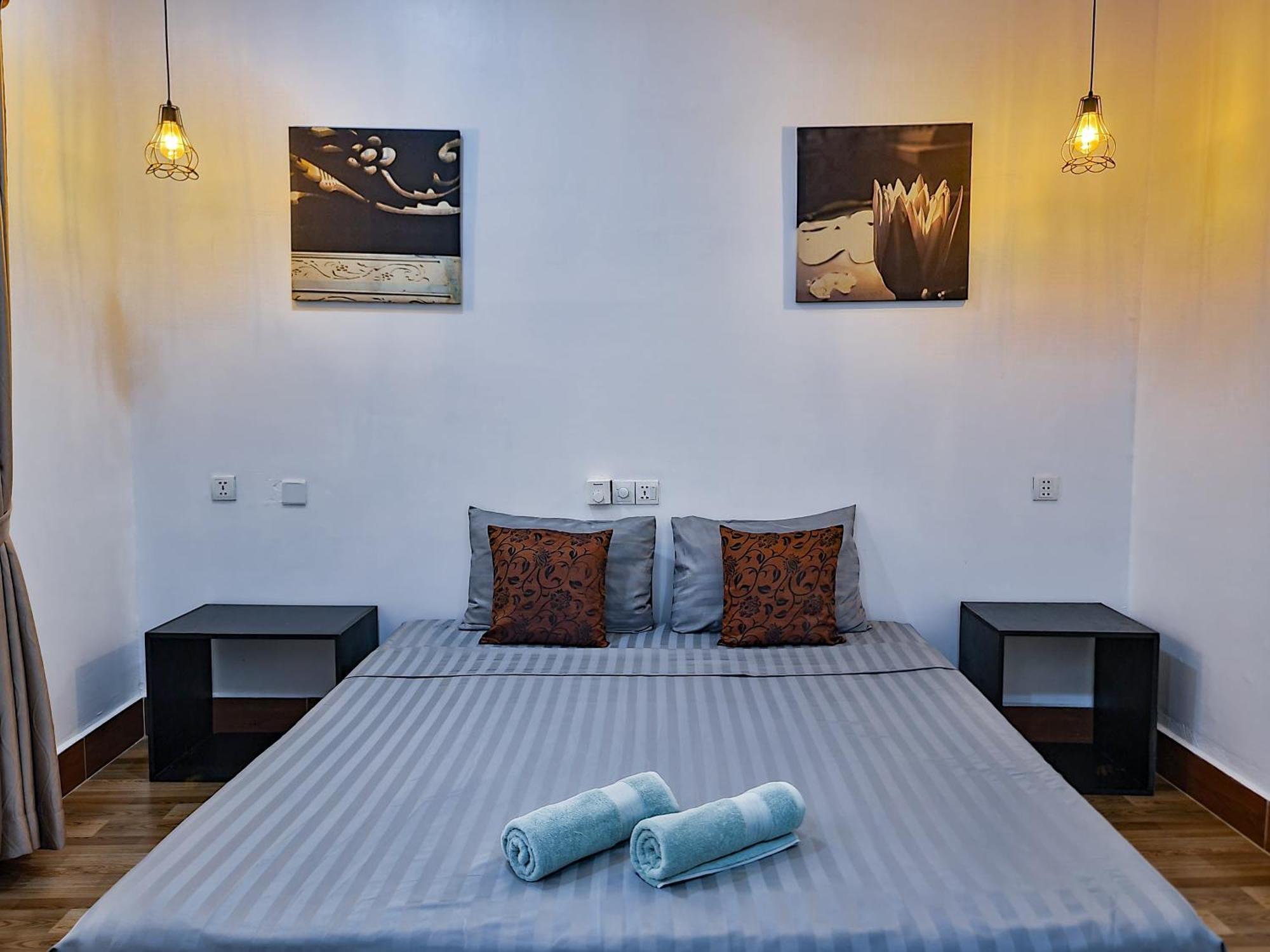Bed & Bedzzz Hostel Siem Reap Bagian luar foto