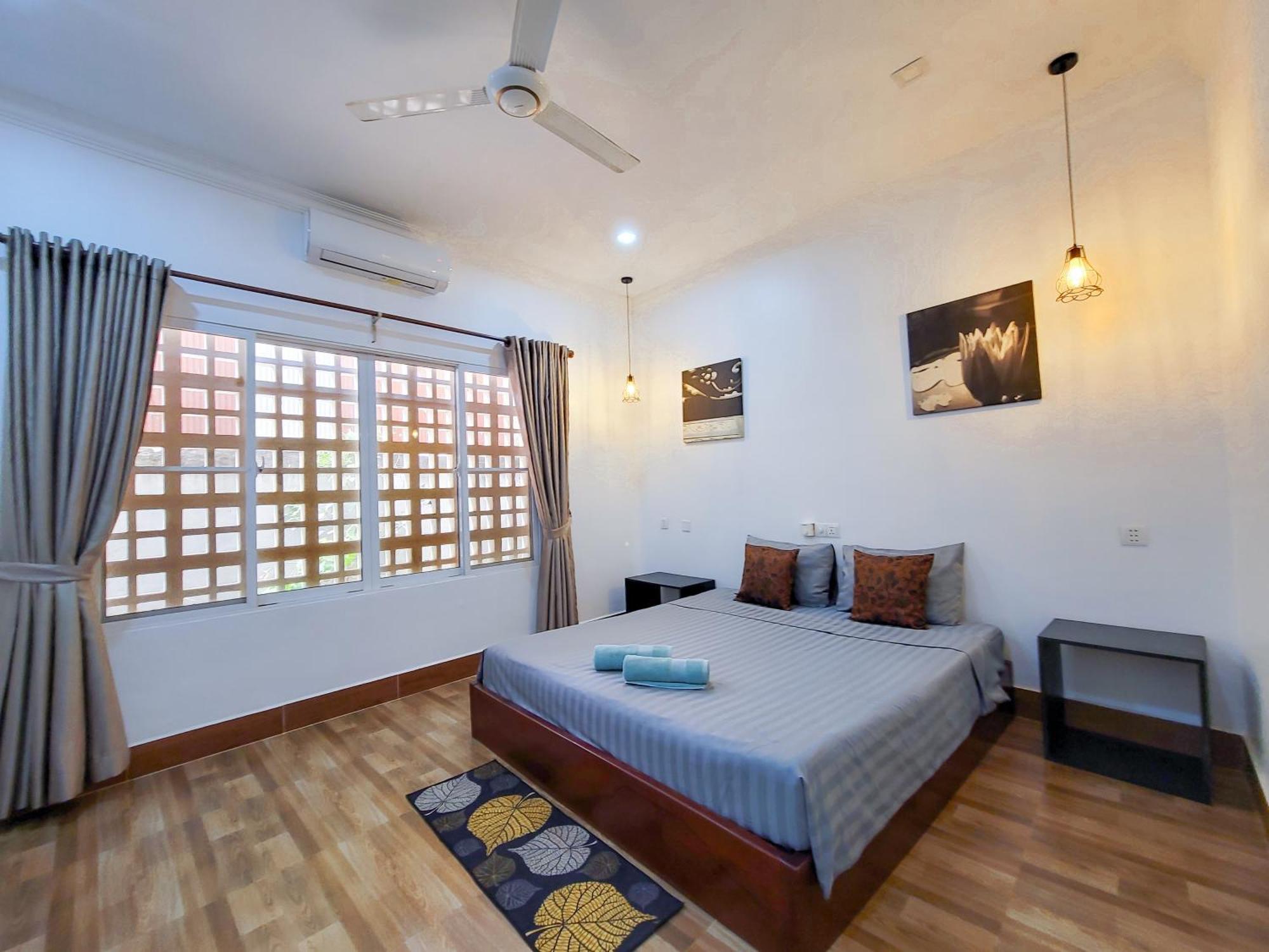 Bed & Bedzzz Hostel Siem Reap Bagian luar foto